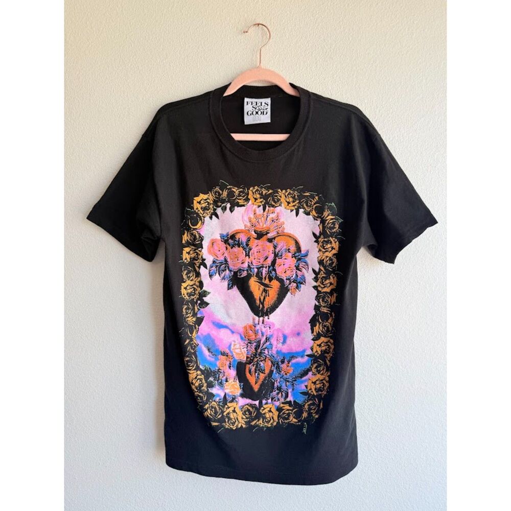 Feels So Good Graphic Print Sacred Heart Milagro Tee Shirt in Black size M - Picture 2 of 10